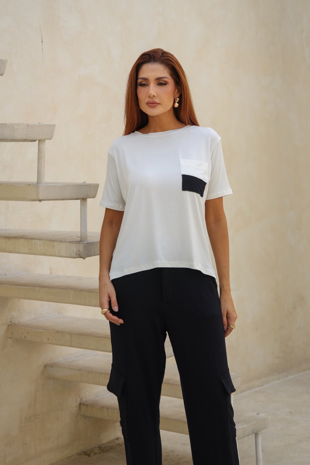 Conjunto com t Shirts e Pantalona Bicolor Maria  Preto/Off