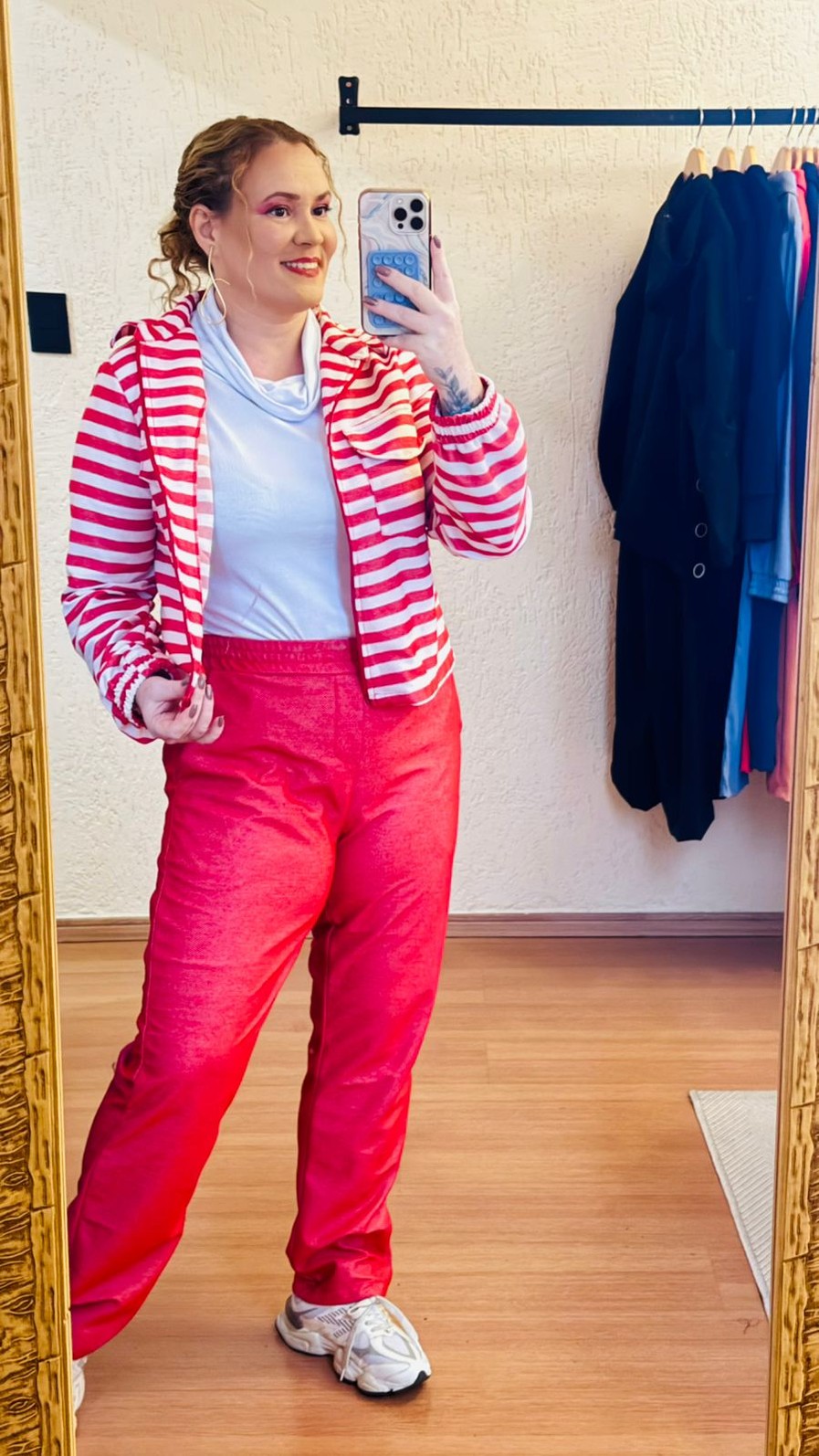 Conjunto Feminino  Em Moleton levinho Vermelho  com listra  Gloria