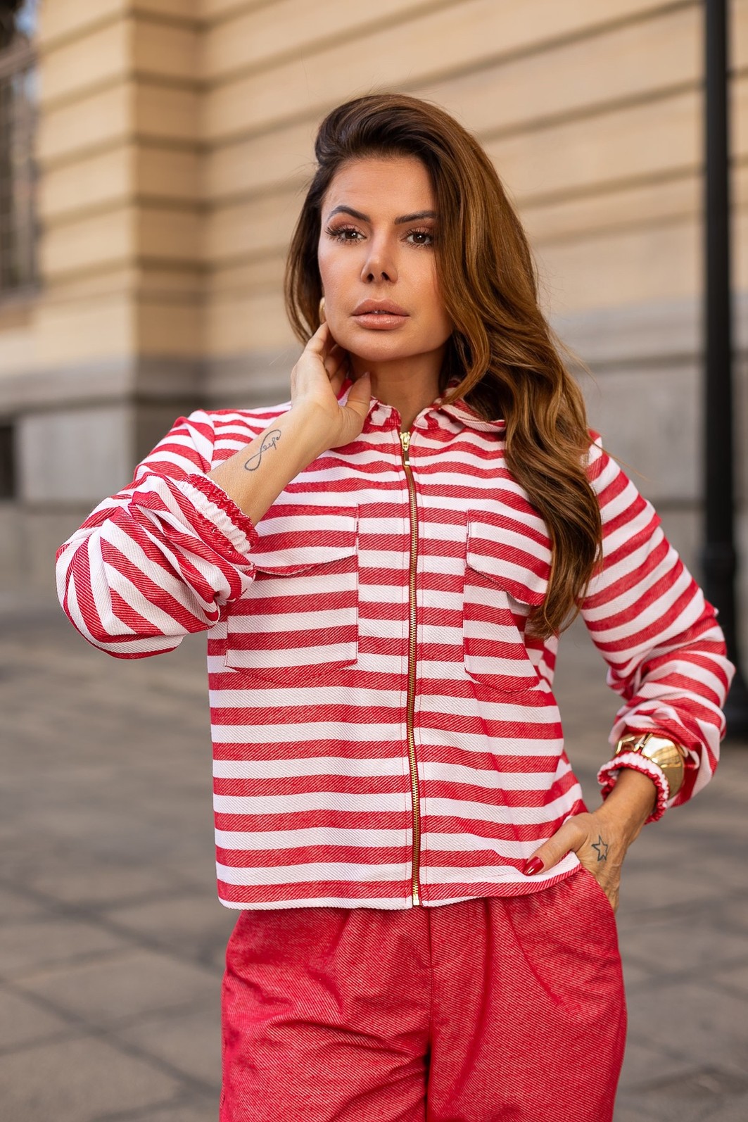 Conjunto Feminino  Em Moleton levinho Vermelho  com listra  Gloria