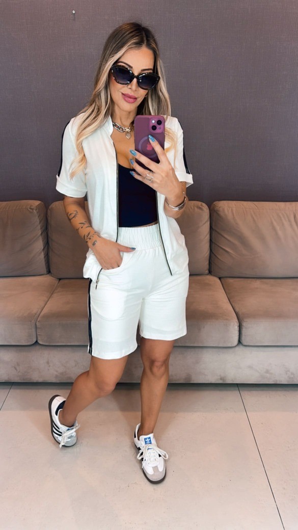 Conjunto de Bermuda Jorts e bomber Inspiração Suelen Off White