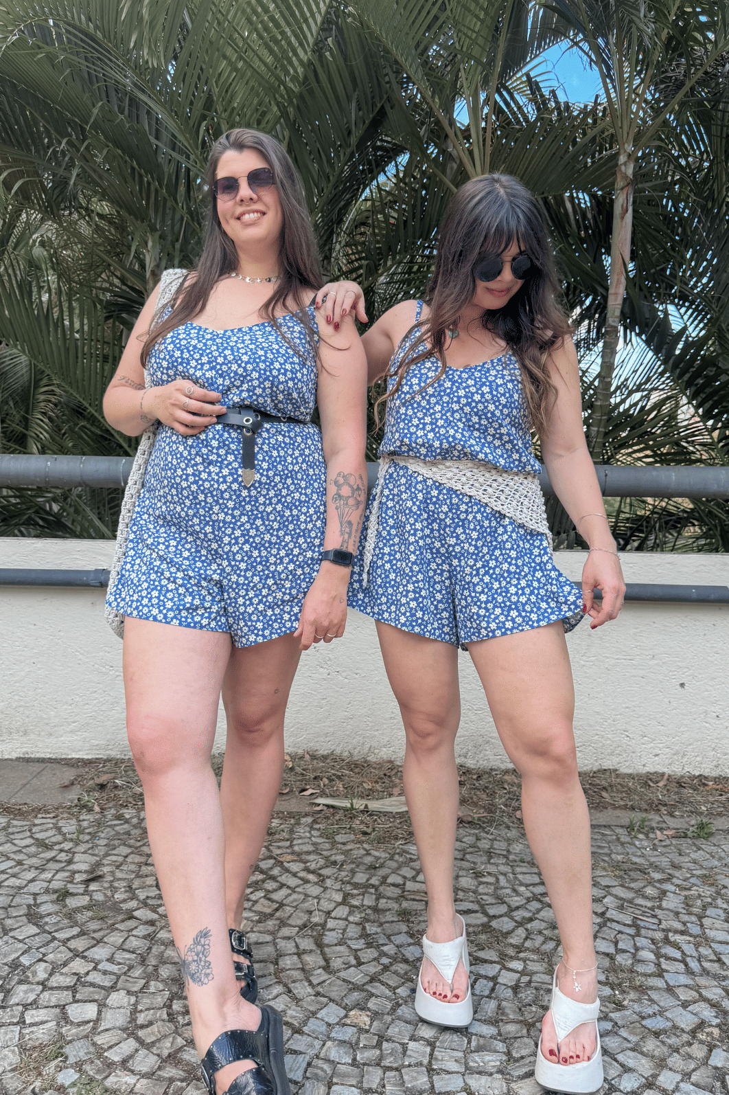 Macaquinho Jully Floral Azul Macaquinho Jully Floral Azul