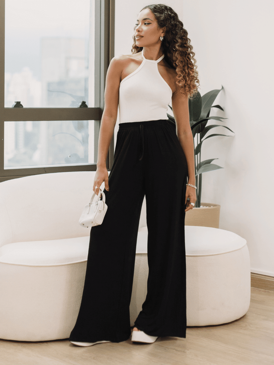 Pantalona com fenda Preta Pantalona com fenda Preta