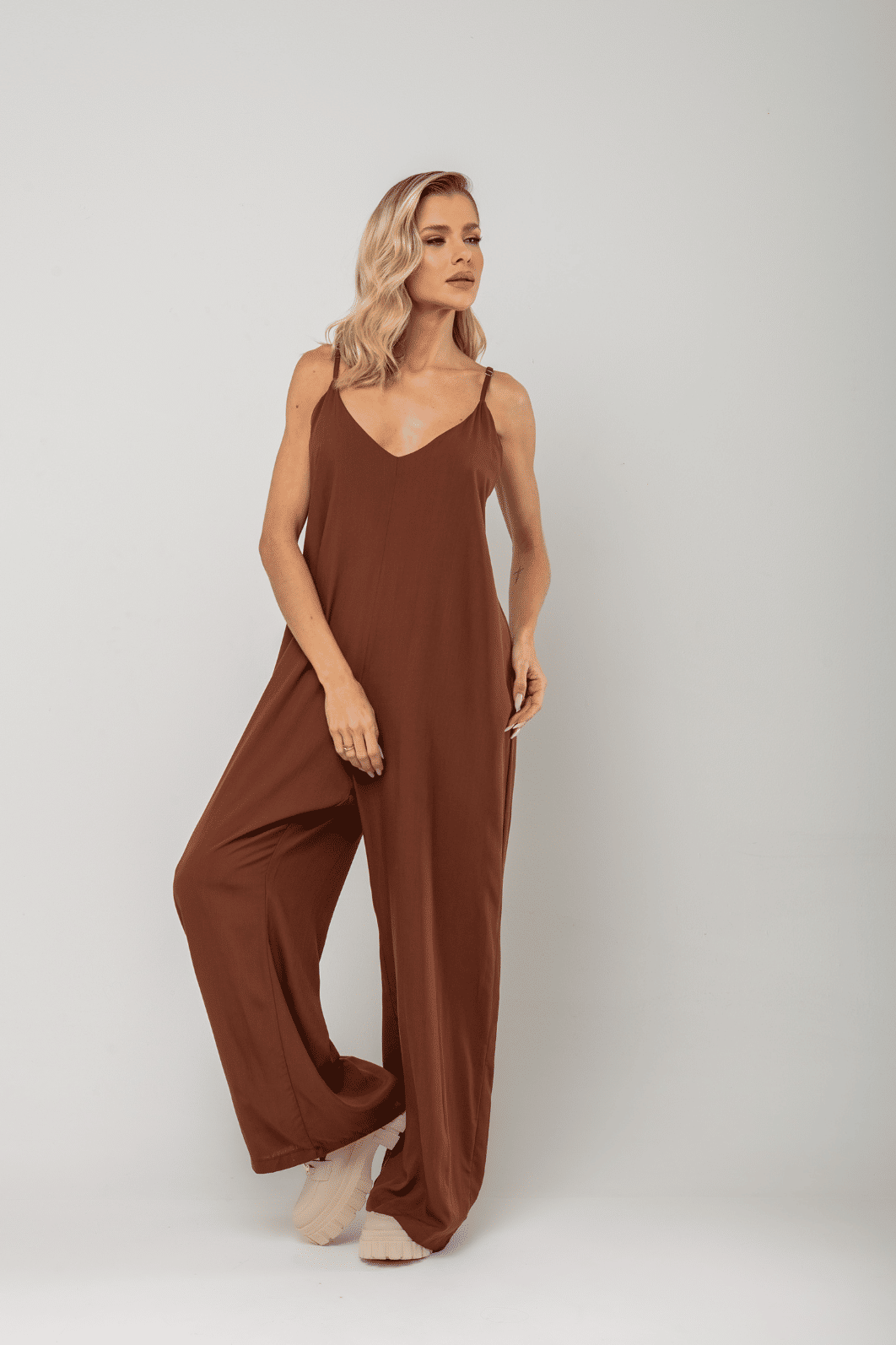 Macacão Jully Marrom Macacão Jully Marrom