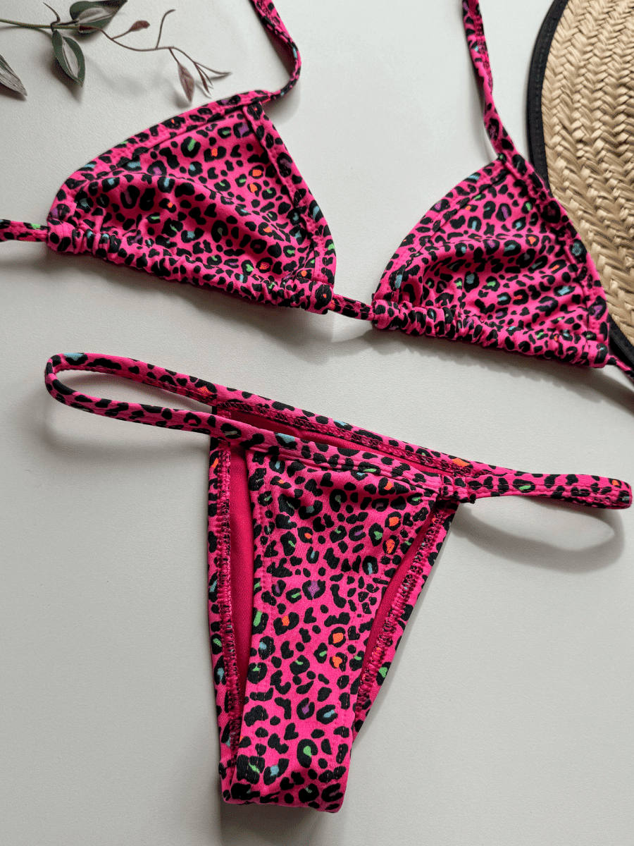 Biquíni Fita Cortininha Animal Print Rosa Biquíni Fita Cortininha Animal Print Rosa