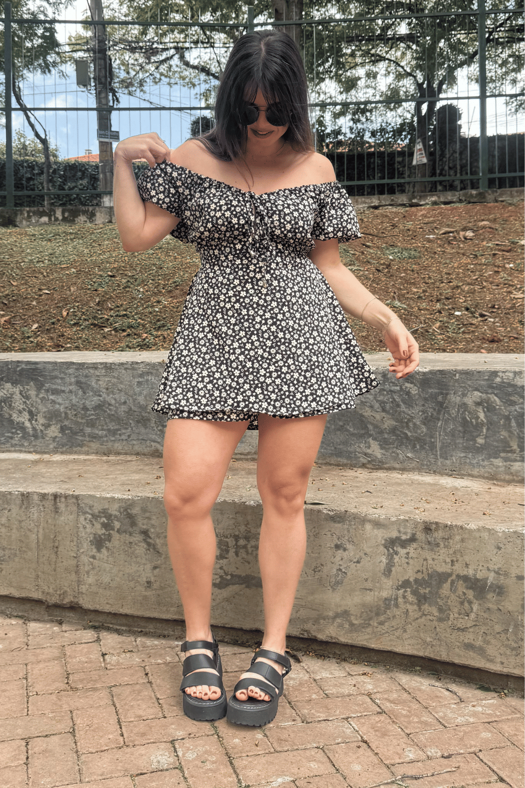 Macaquinho dress estampa preto floral Macaquinho dress estampa preto floral