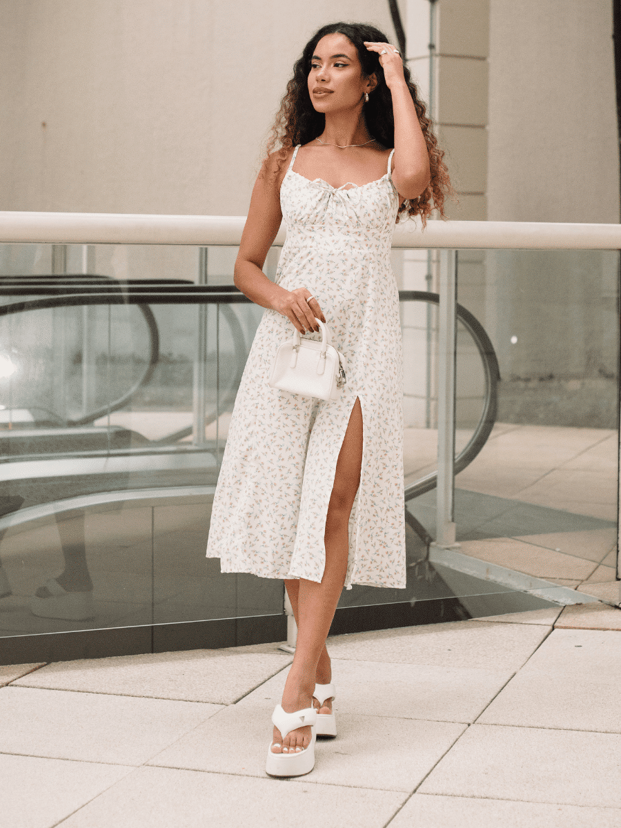 Vestido Midi Cecilia Floral Off Vestido Midi Cecilia Floral Off