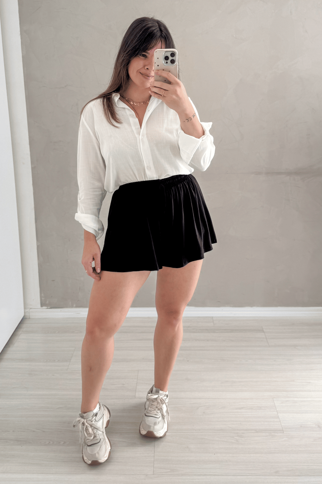 Shorts curto soltinho preto Shorts curto soltinho preto