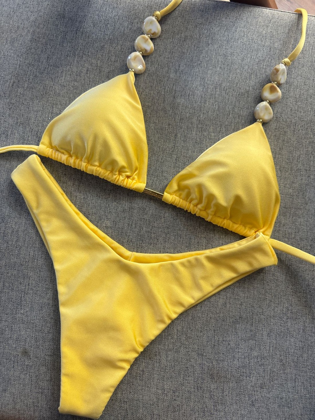 Cortininha Mariah com Asa delta - Polén Cortininha Mariah com Asa delta - Polén