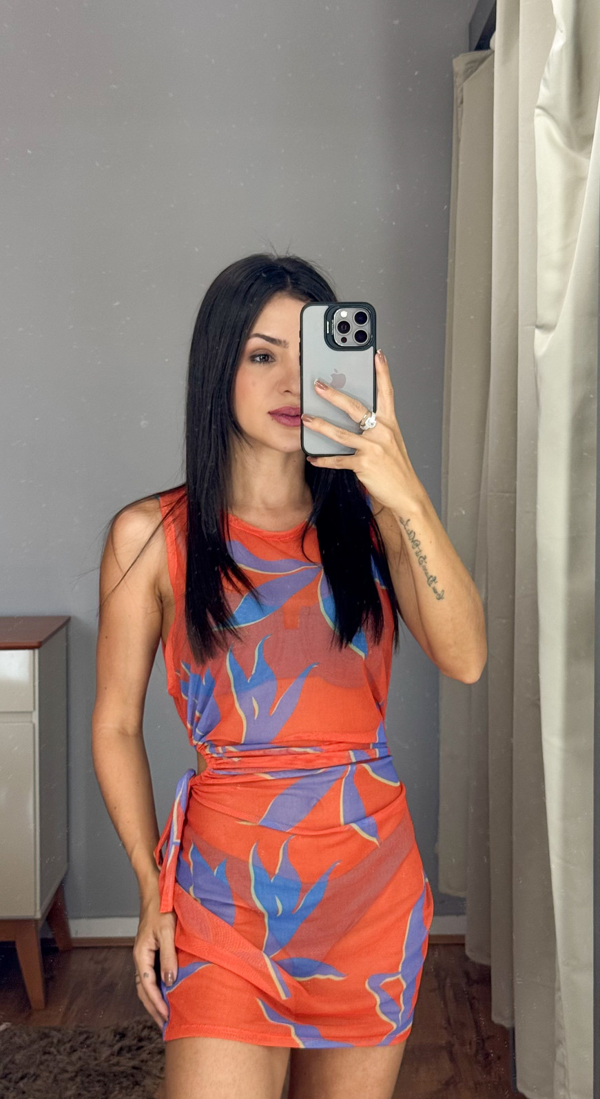 Saída Curta - Laranja Saída Curta - Laranja