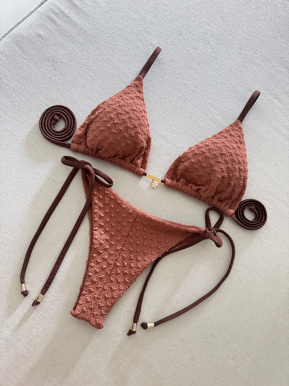 Conjunto Maya texturizado - Marrom Conjunto Maya texturizado - Marrom