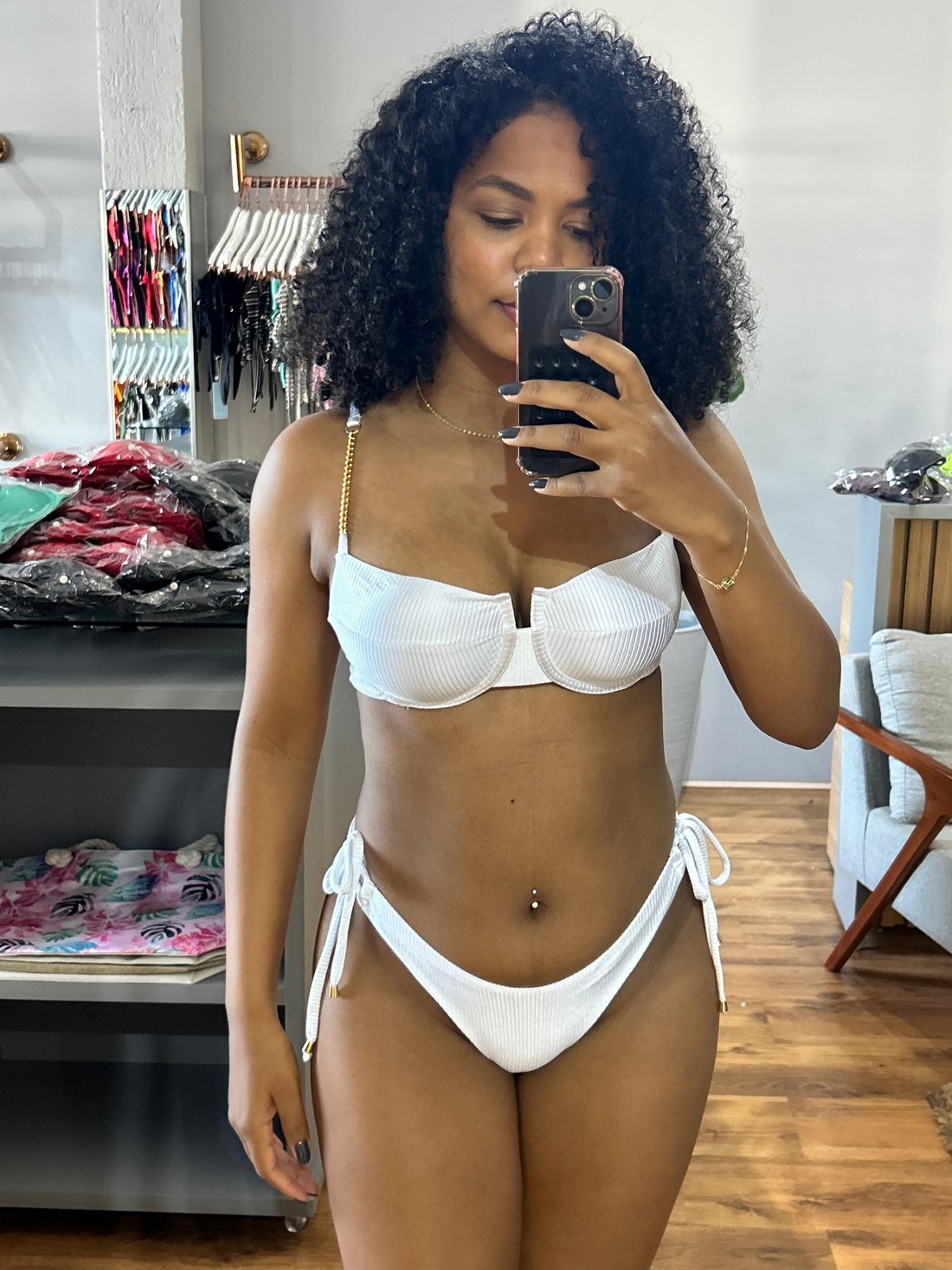 Aro retrô correntes com asa delta regulável (Branco)