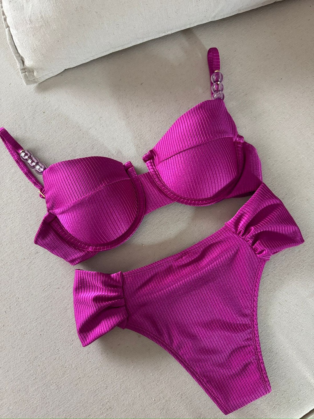 Aro retro detalhes com calcinha borboleta tradicional (Fucsia)