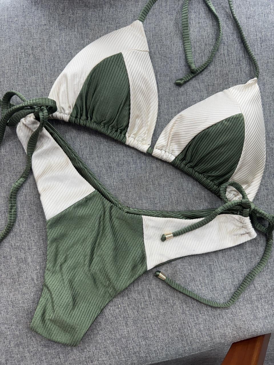 Cortininha com asa delta regulável Verde/Off