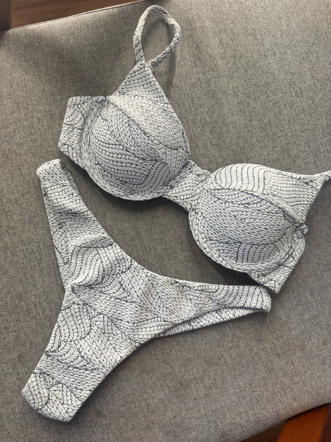 Aro Cordone com Asa Delta Fio Duplo Aro Cordone com Asa Delta Fio Duplo