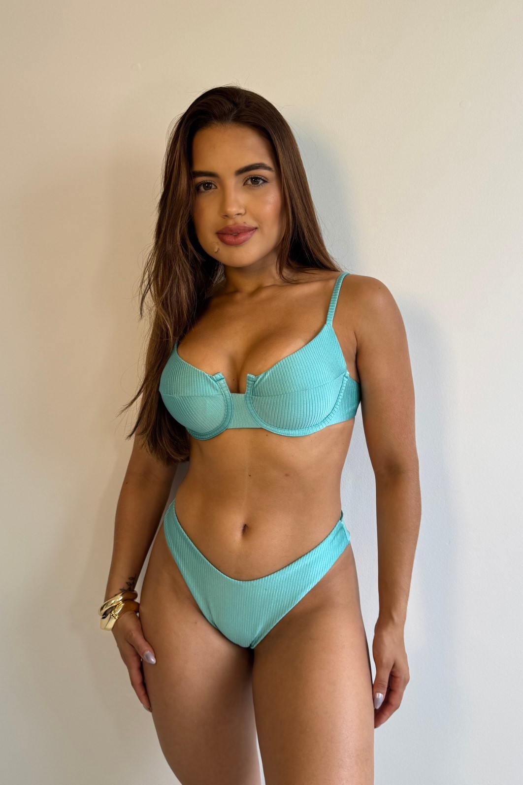 Aro Retrô com Asa Delta - Atlantis Aro Retrô com Asa Delta - Atlantis