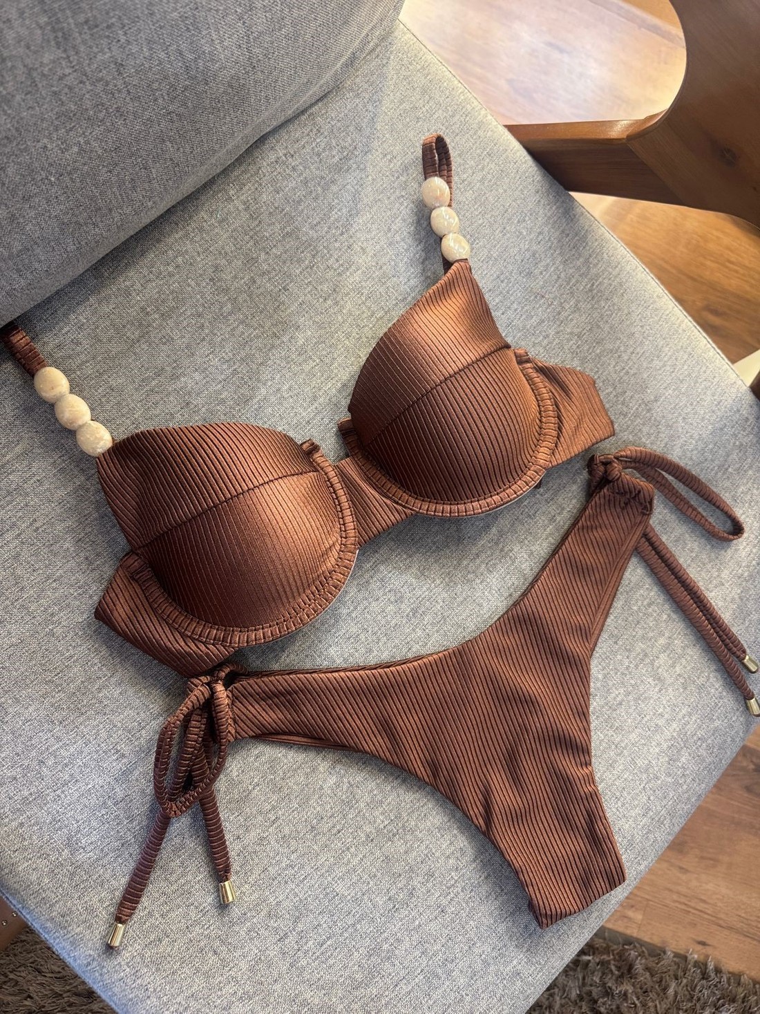 Aro Retrô com Detalhes com Asa Delta Regulável - Marrom Aro Retrô com Detalhes com Asa Delta Regulável - Marrom