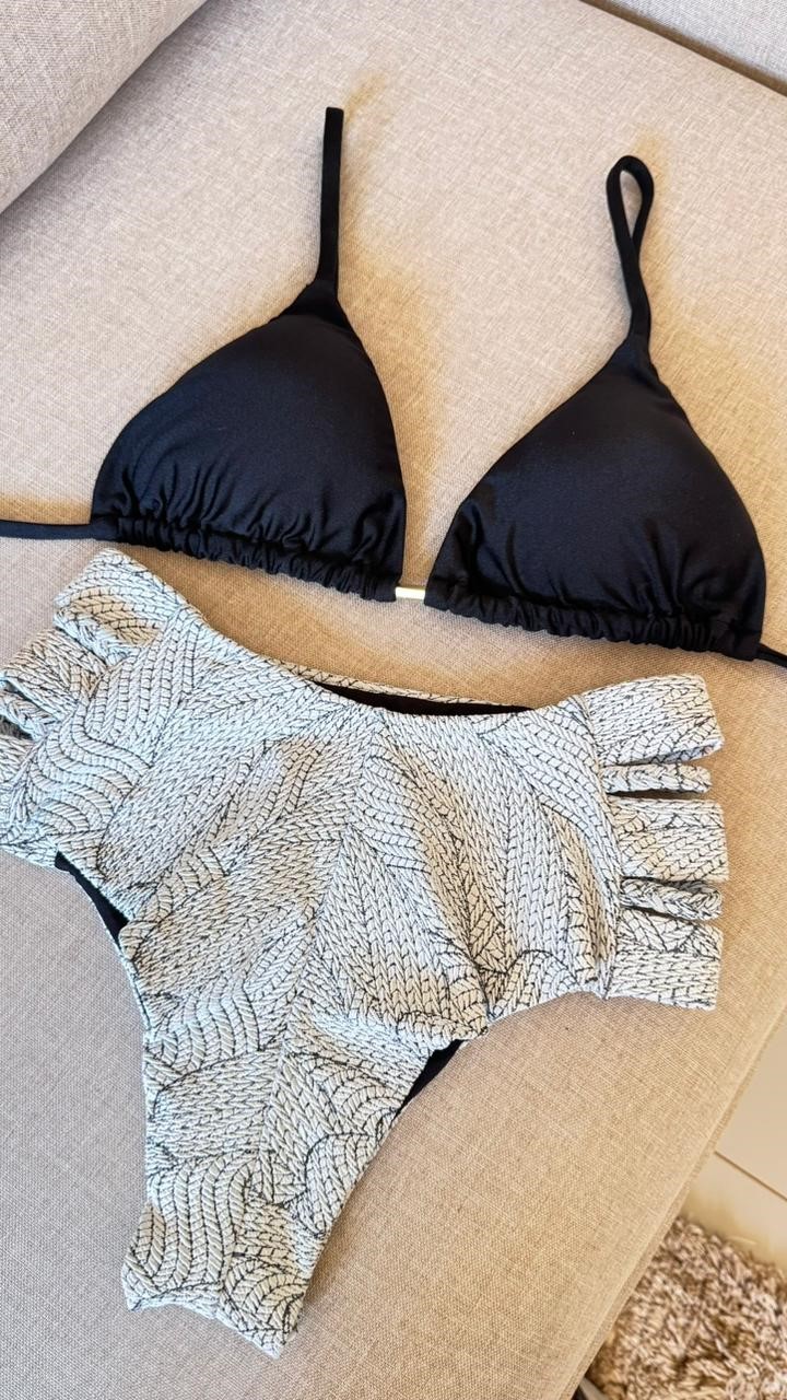 Cortininha - hot pants pala e tranças