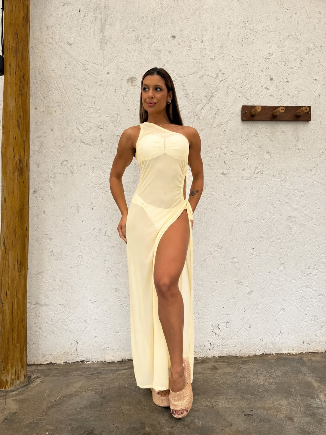 Saida Cancun Amarelo Manteiga Saida Cancun Amarelo Manteiga