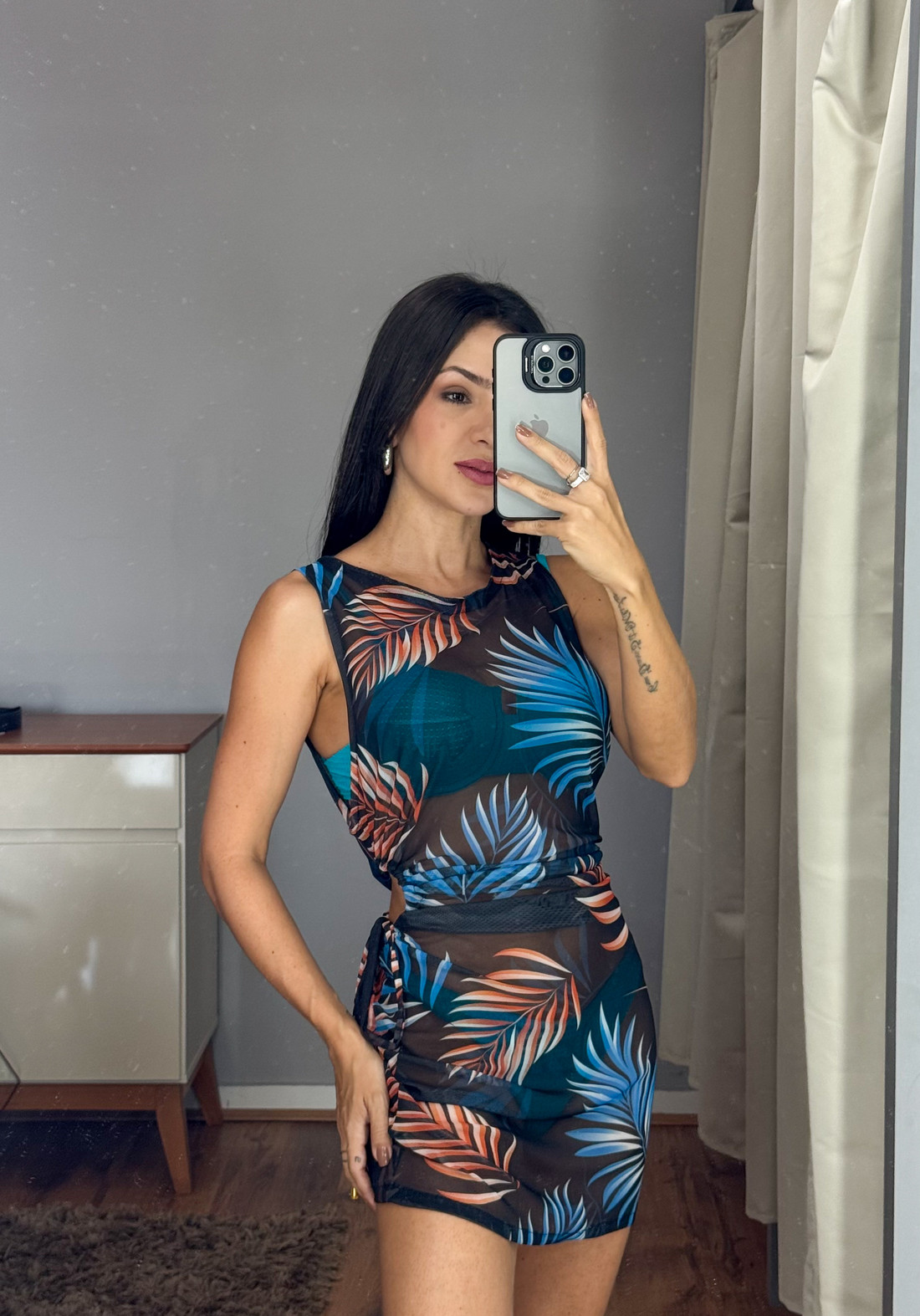 Saída Curta - Preto Saída Curta - Preto