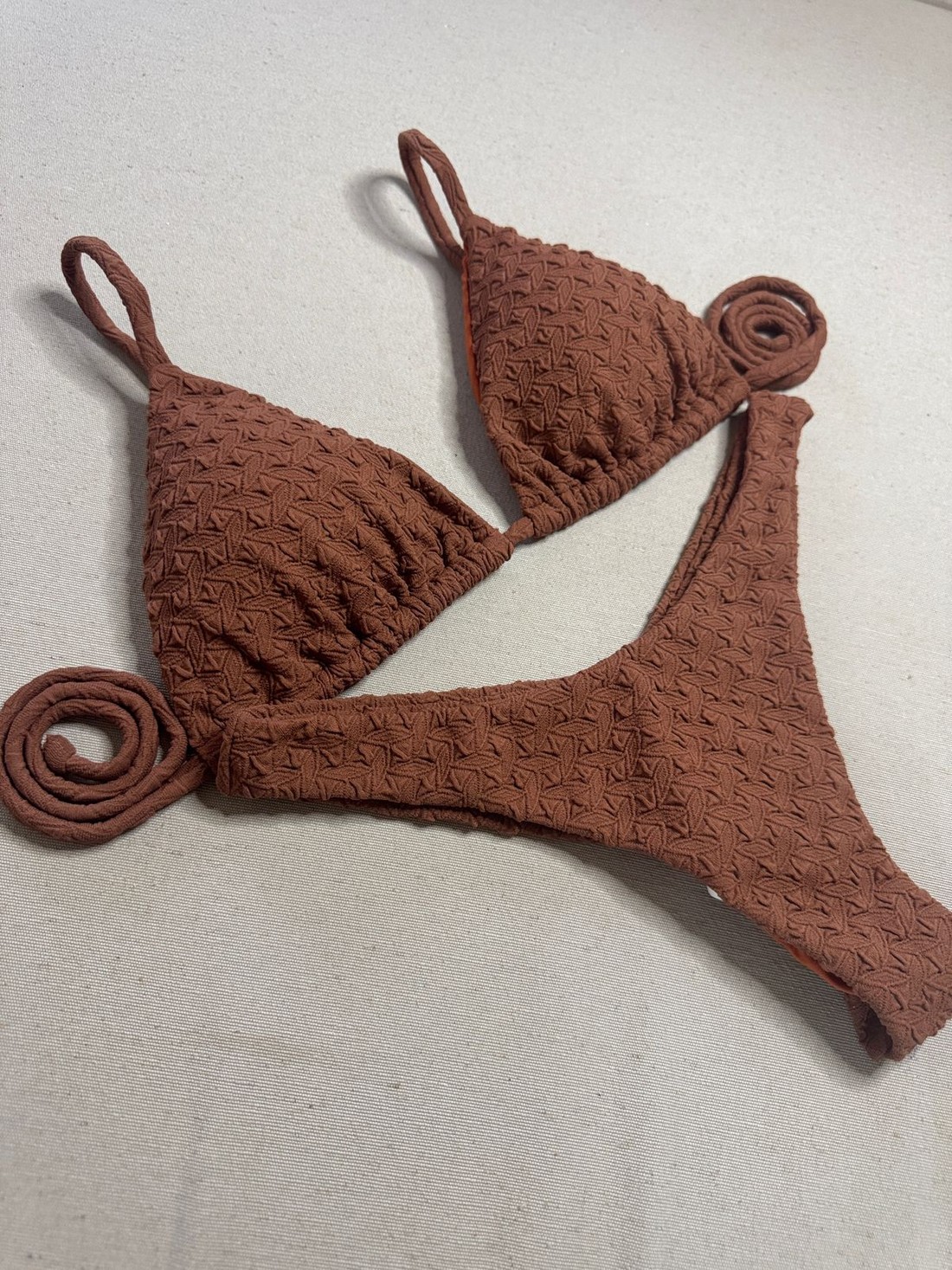 Cortininha com asa delta Jacy Off Cappuccino Cortininha com asa delta Jacy Off Cappuccino