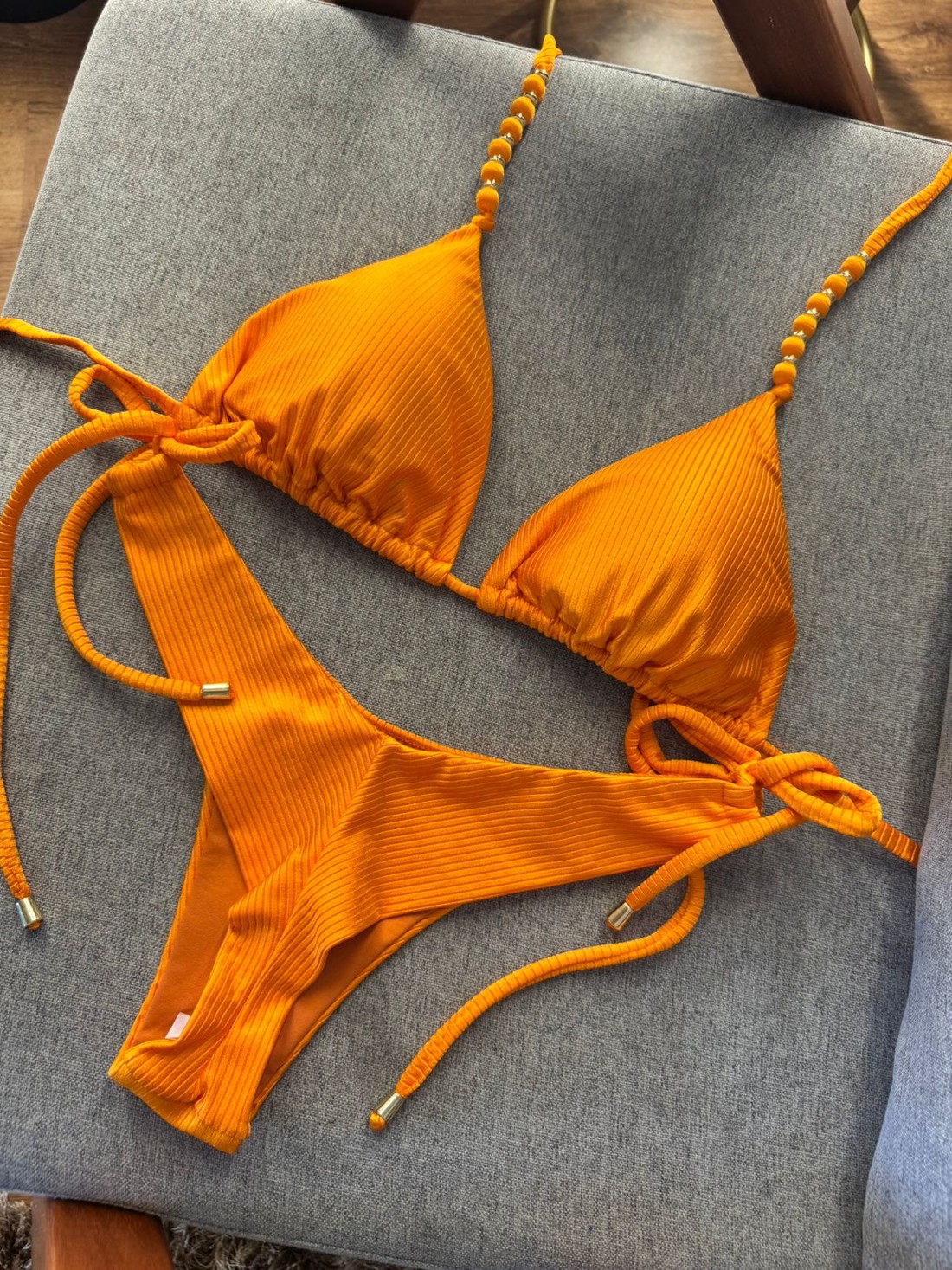 Cortininha Laura com Asa Delta Regulável - Mango Cortininha Laura com Asa Delta Regulável - Mango