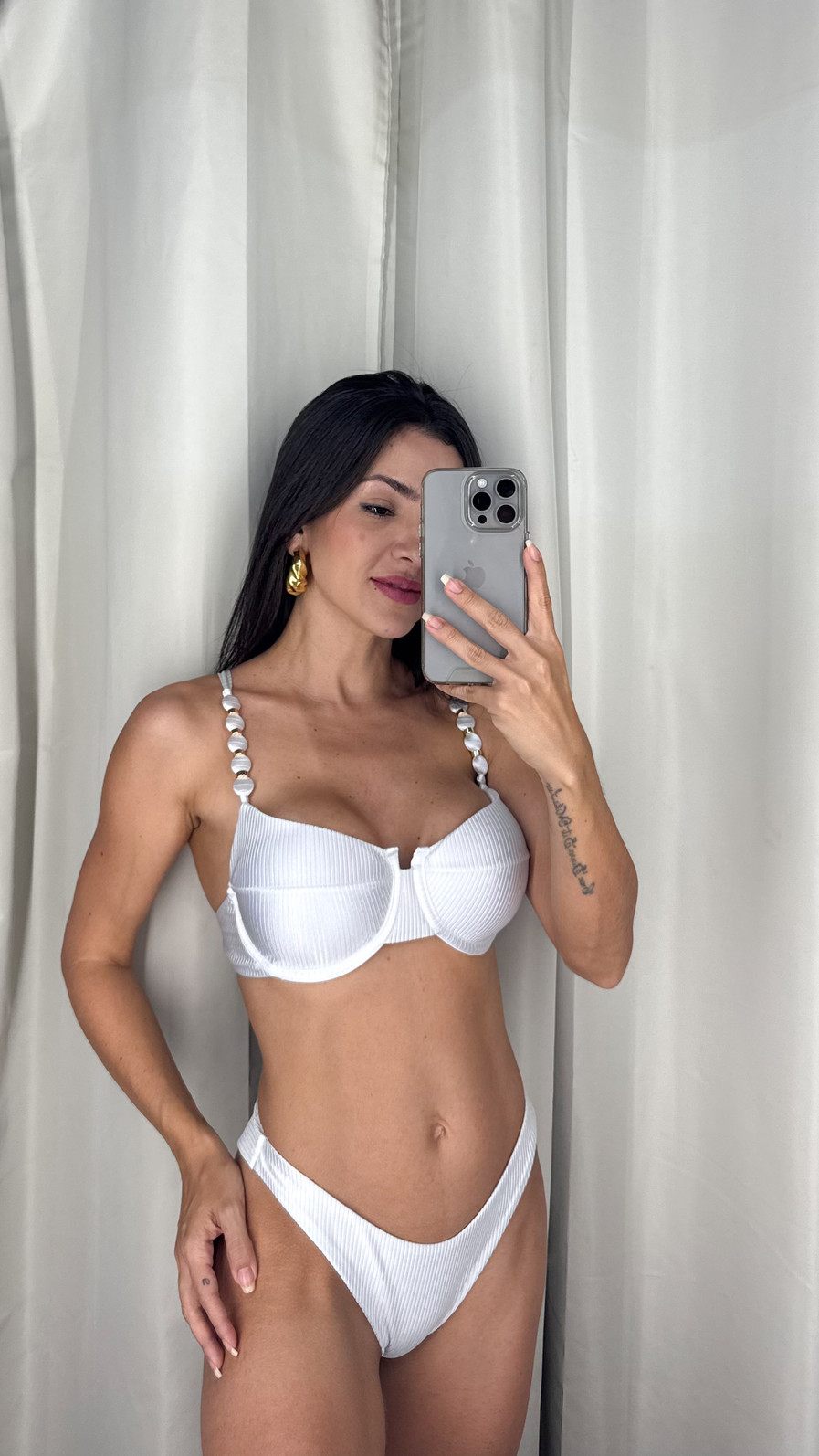 Aro Retrô Melissa com Asa Delta - Branco Aro Retrô Melissa com Asa Delta - Branco