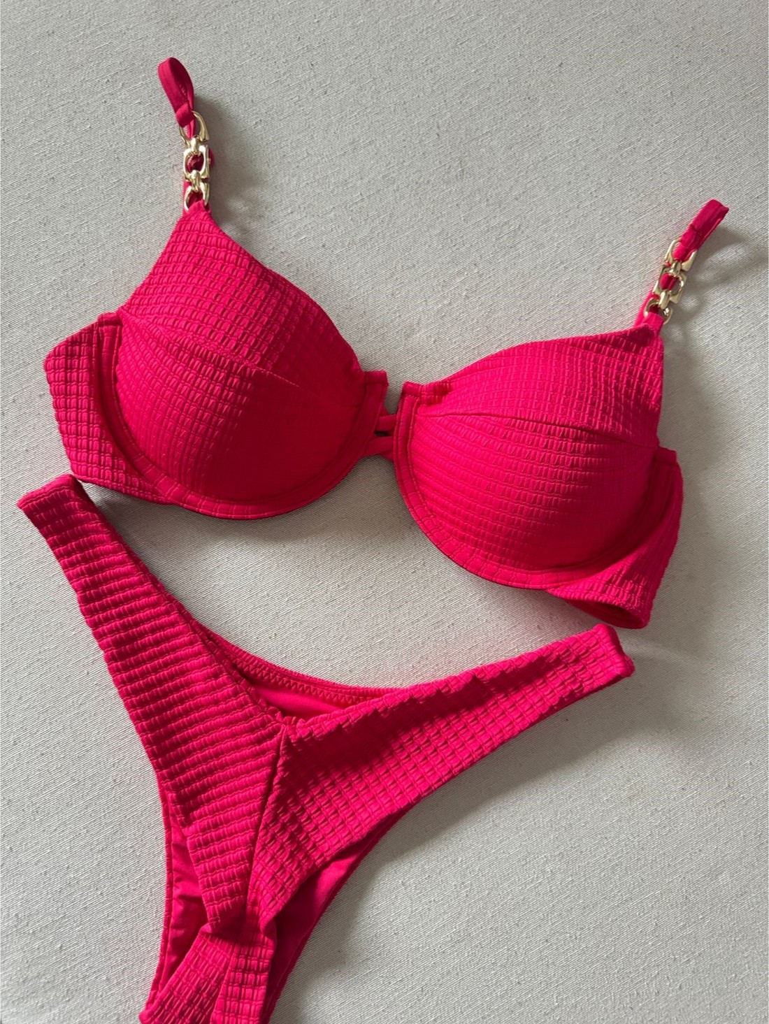 Aro retrô detalhes Magenta com asa delta fio duplo Aro retrô detalhes Magenta com asa delta fio duplo