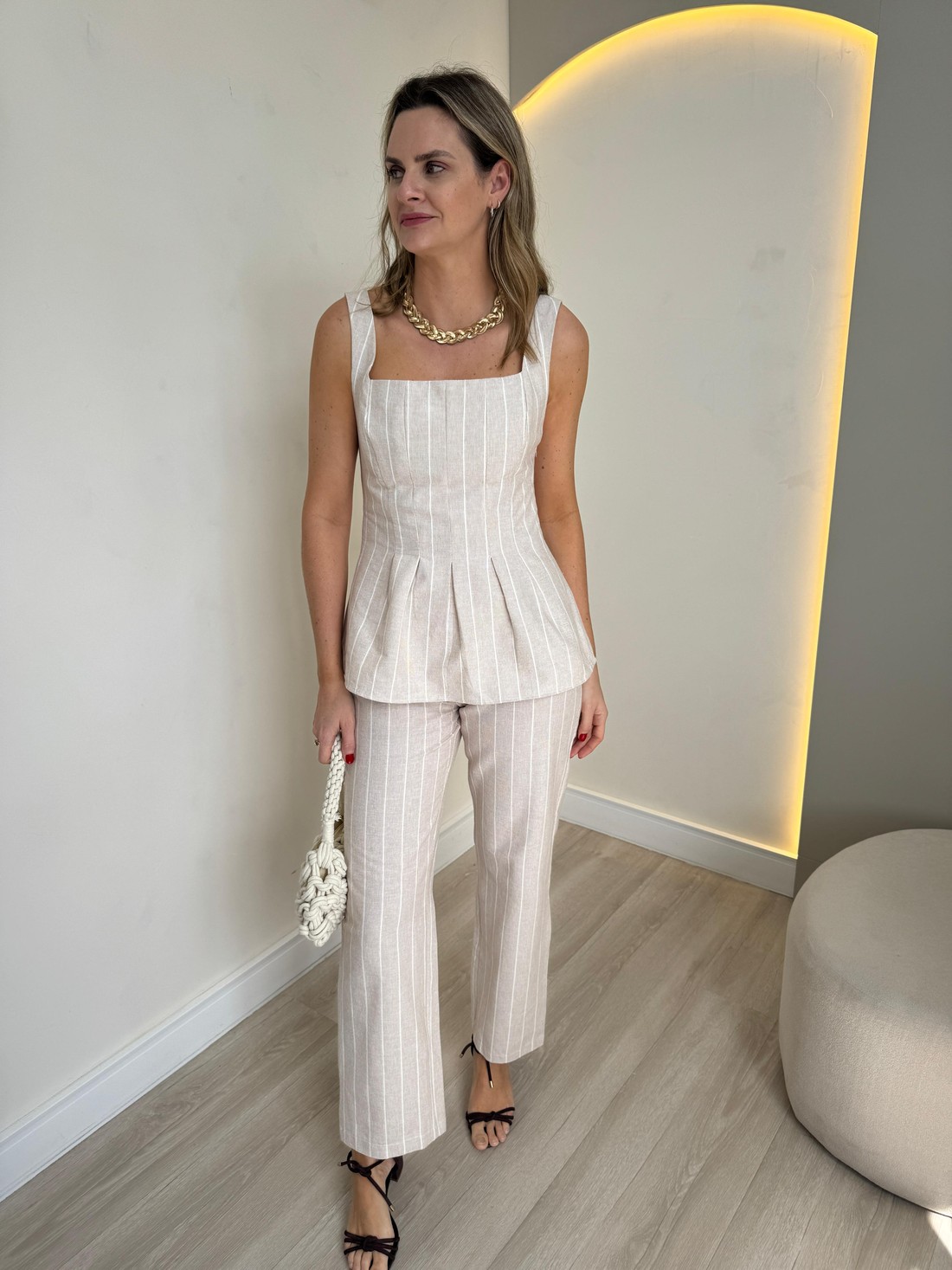 Calça em Alfaiataria Viviane Calça em Alfaiataria Viviane