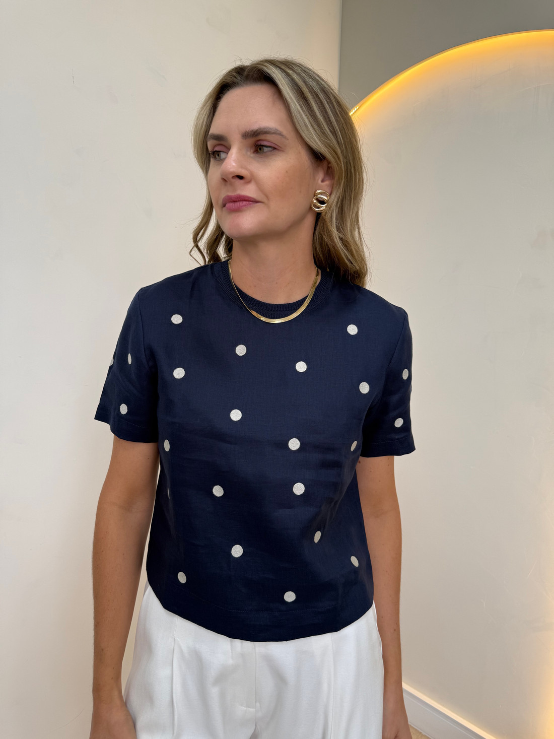 Blusa de Linho com Poá Isabela Blusa de Linho com Poá Isabela