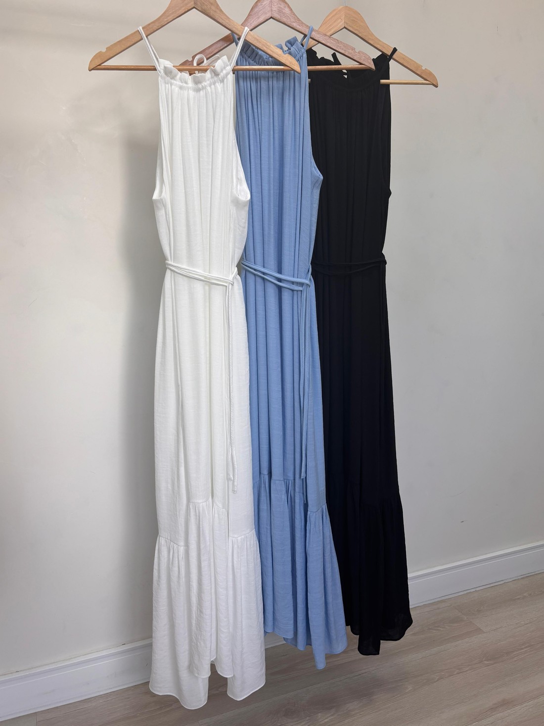 Vestido com Amarração Luma Vestido com Amarração Luma