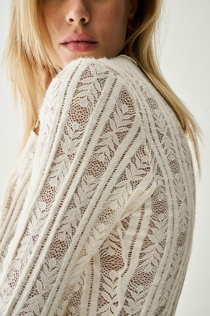 Blusa de Renda Lorena