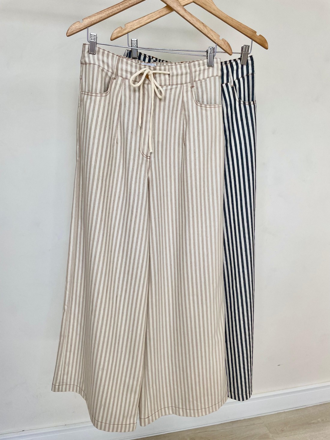 Calça Listrada Malia