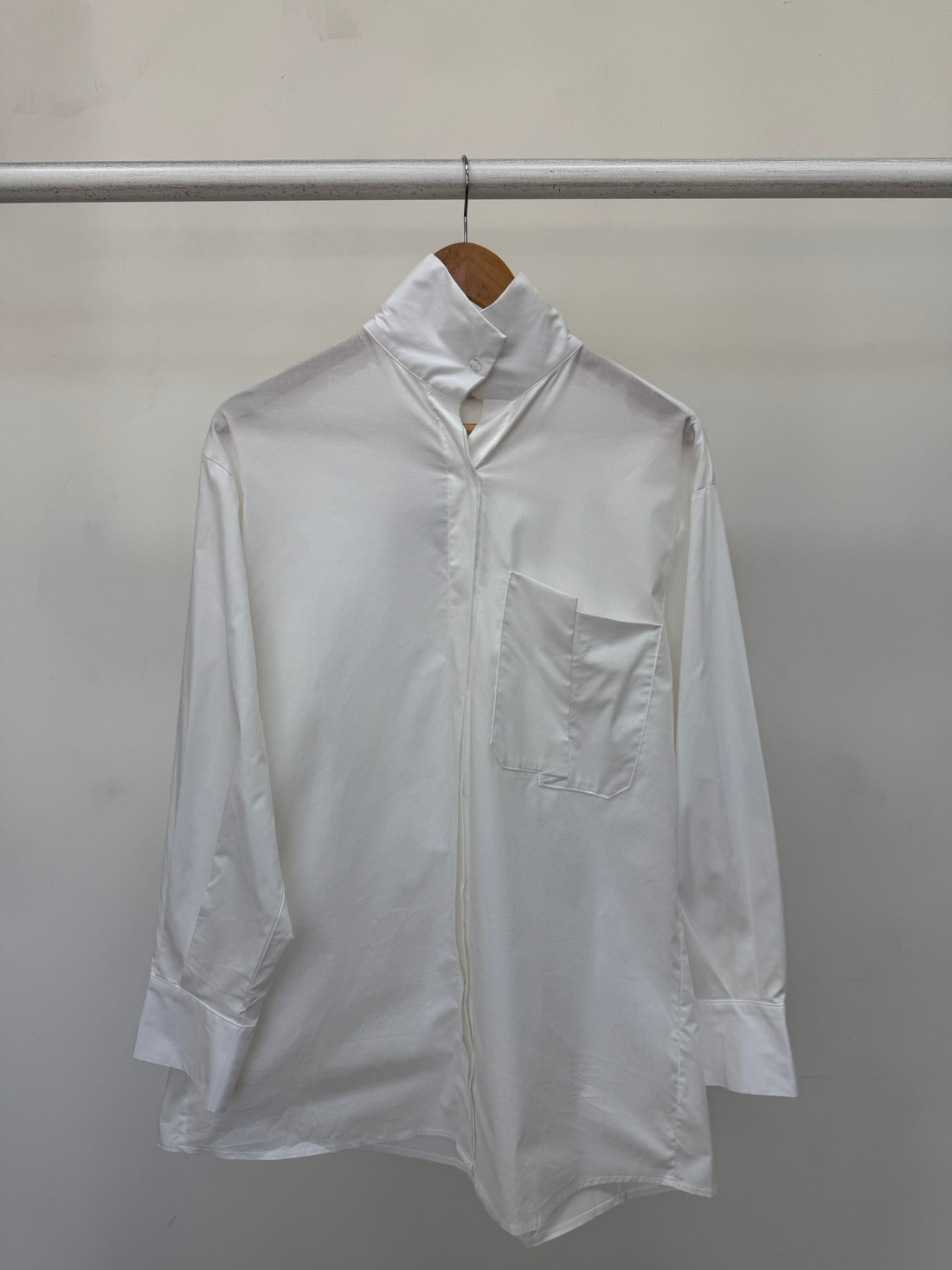 Camisa Gola Alta Antonella Camisa Gola Alta Antonella