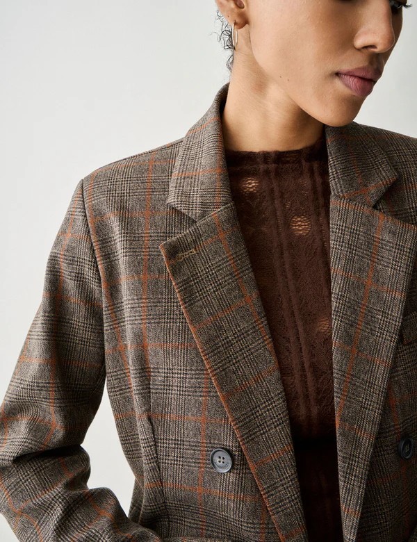 Blazer em Alfaiataria Gales Blazer em Alfaiataria Gales