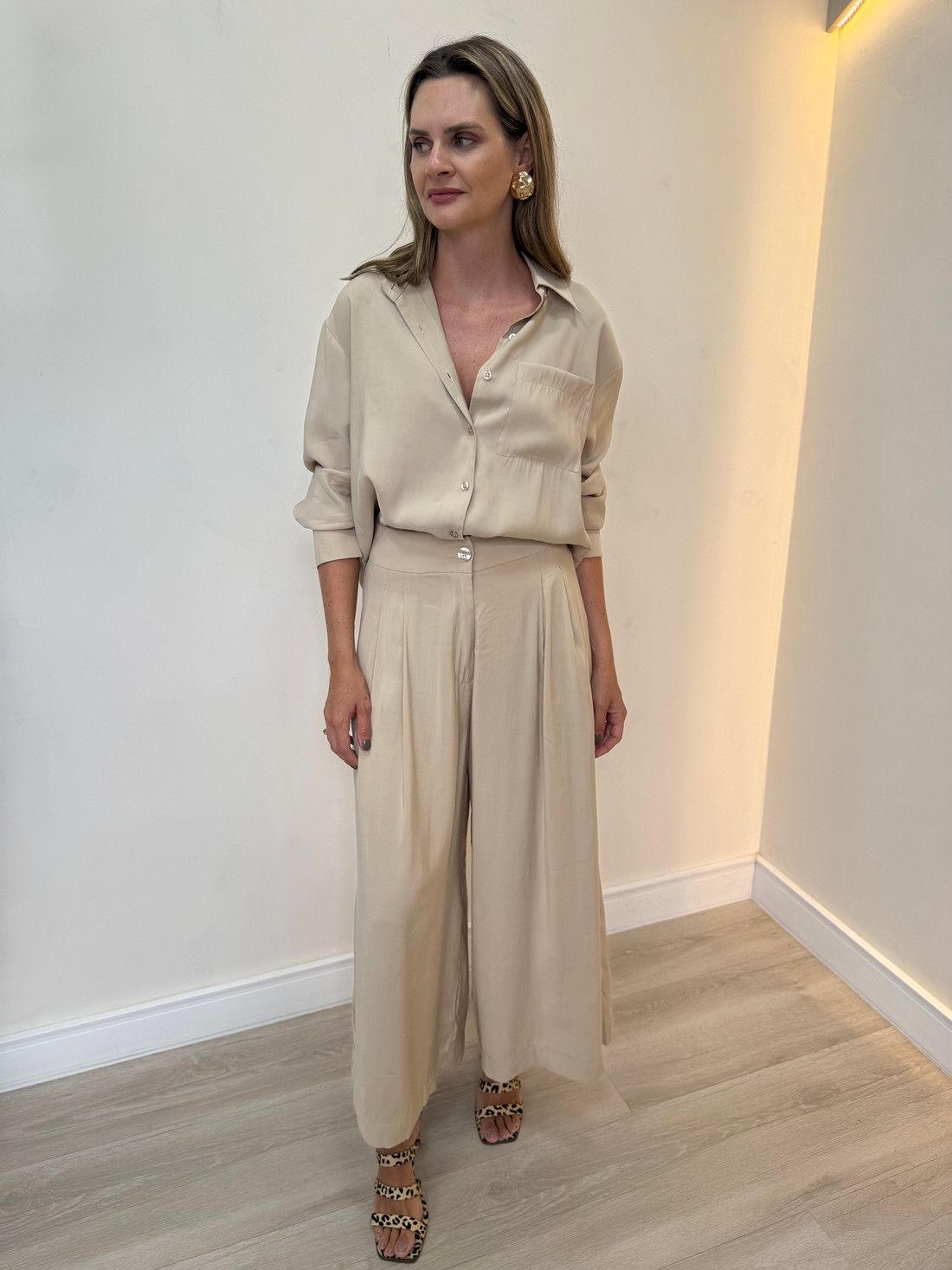 Calça Maxi Pantalona Tabata Calça Maxi Pantalona Tabata