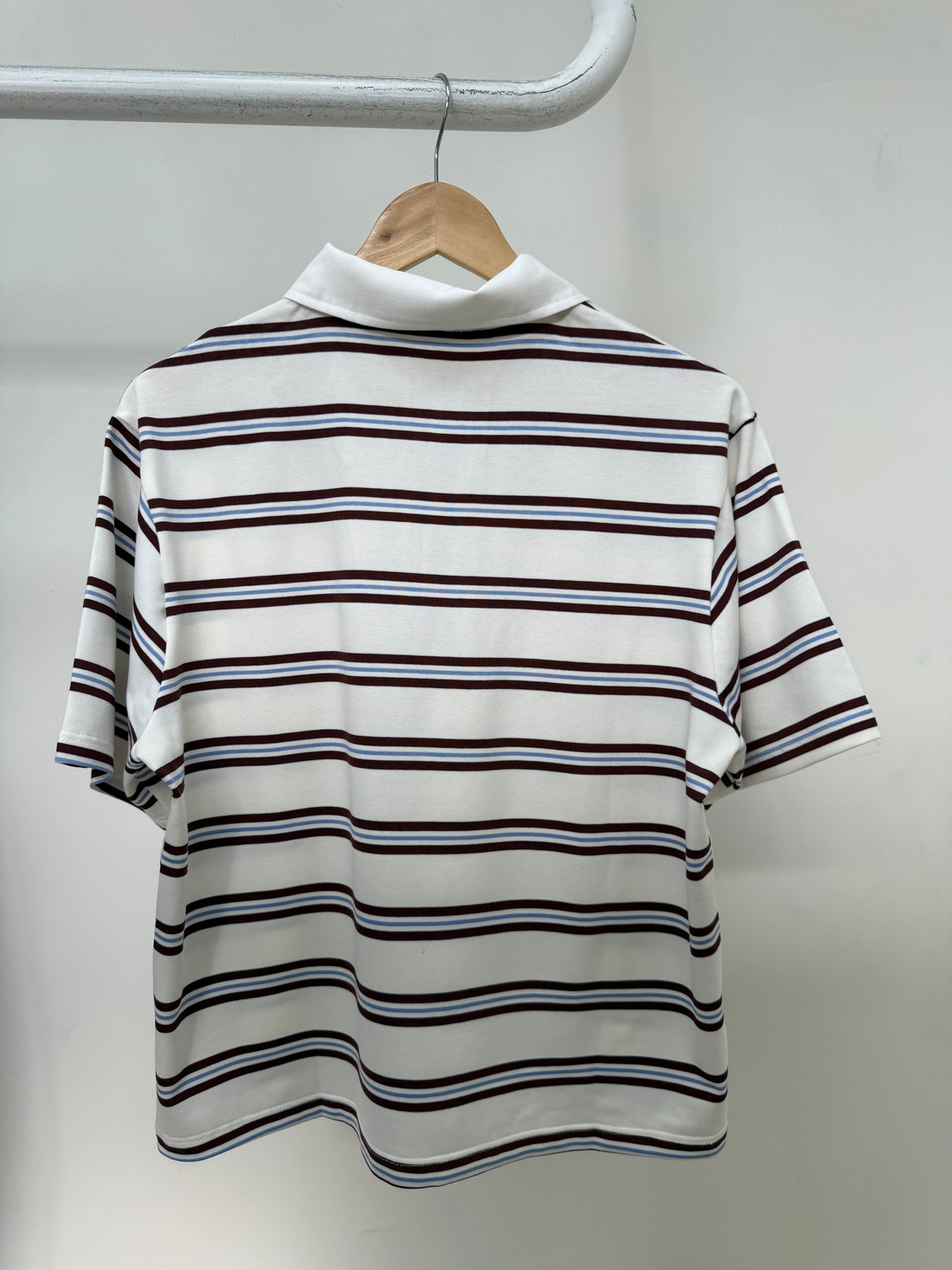 Blusa Polo Listrada Jasmine
