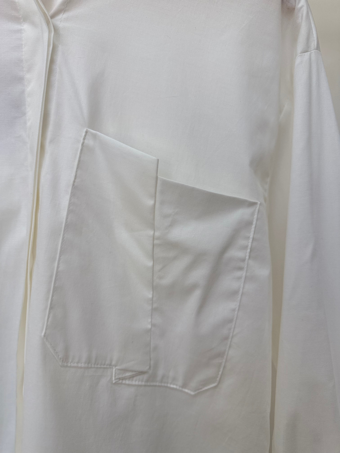 Camisa Gola Alta Antonella Camisa Gola Alta Antonella