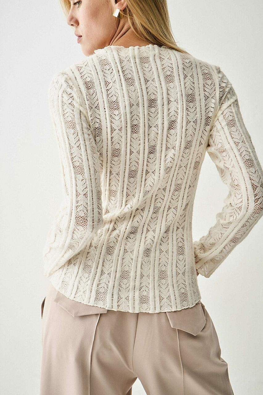 Blusa de Renda Lorena
