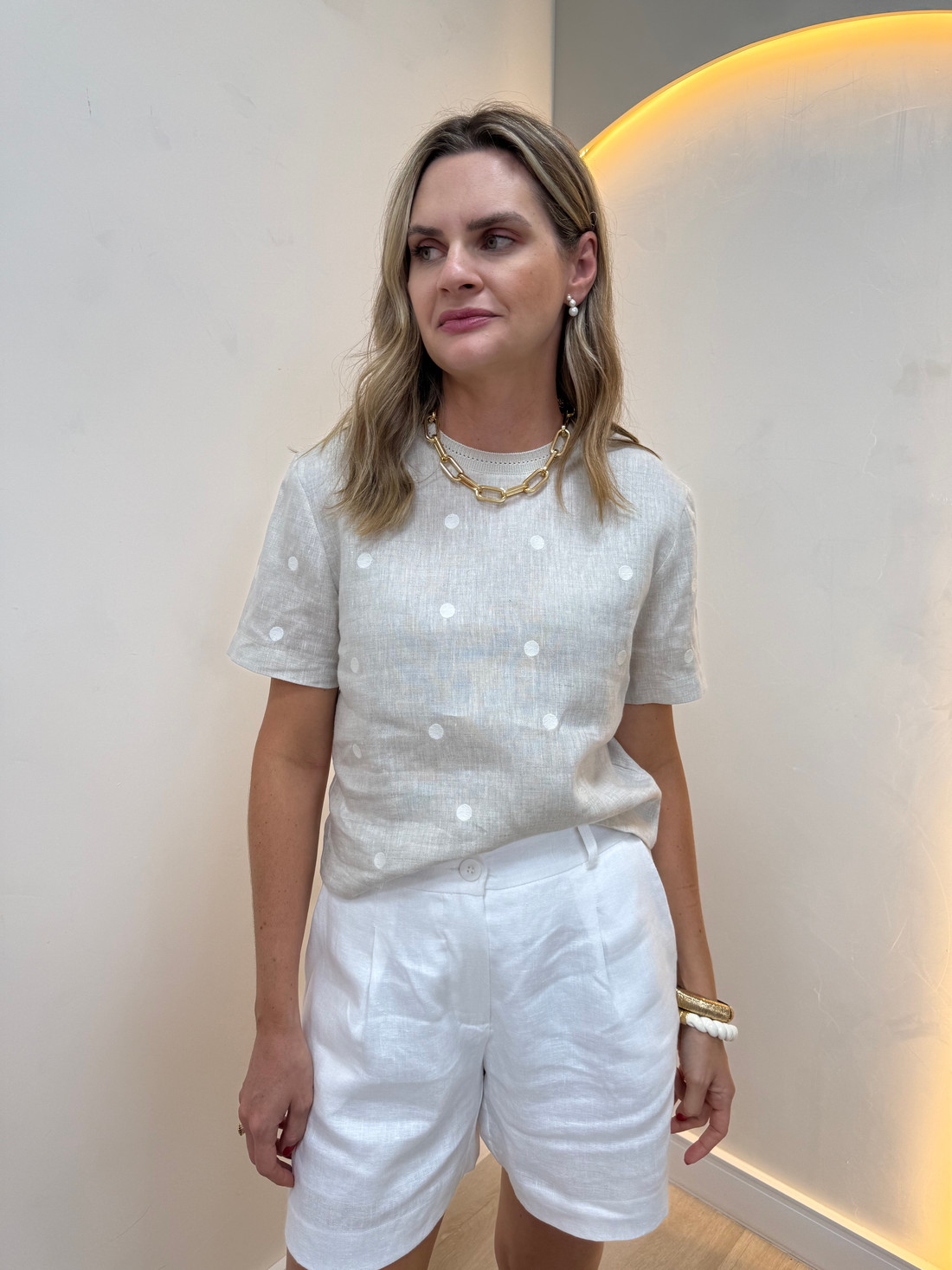 Blusa de Linho com Poá Isabela Blusa de Linho com Poá Isabela