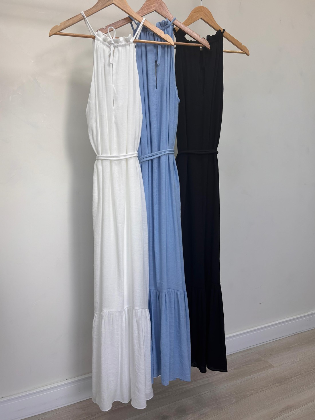 Vestido com Amarração Luma Vestido com Amarração Luma