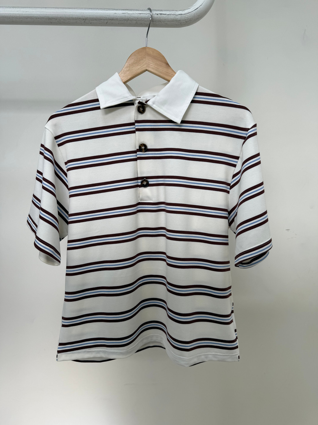 Blusa Polo Listrada Jasmine
