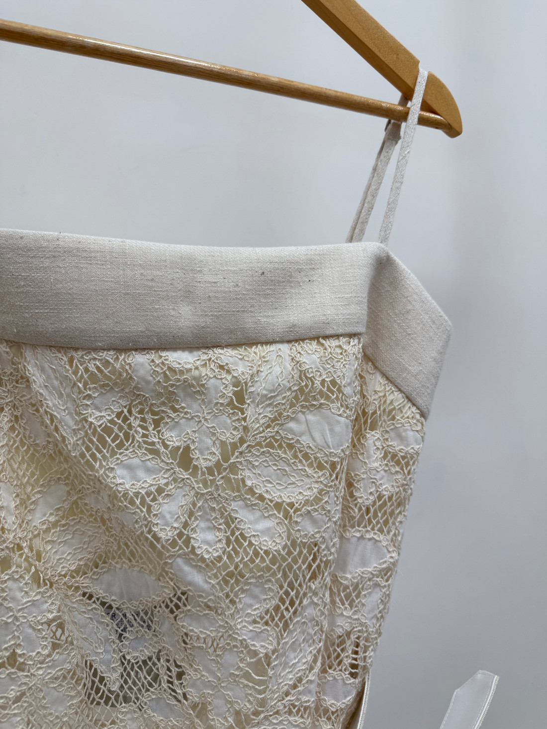 Blusa de Alça com Bordado Louise