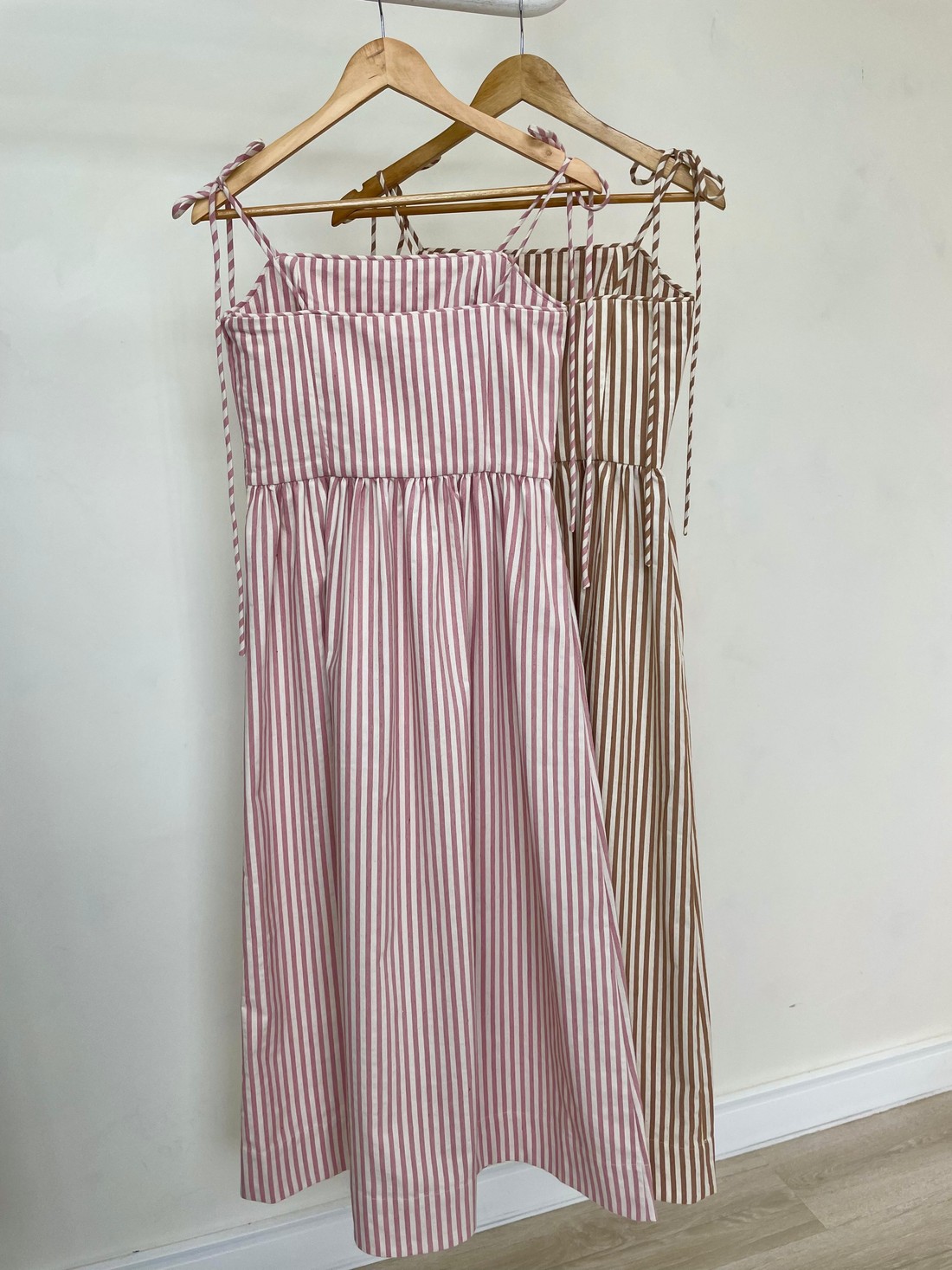 Vestido Listrado Malia Vestido Listrado Malia