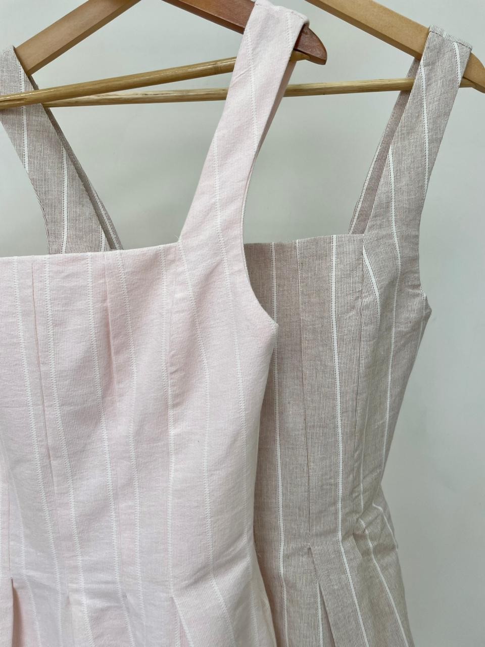 Blusa em Alfaiataria Viviane Blusa em Alfaiataria Viviane