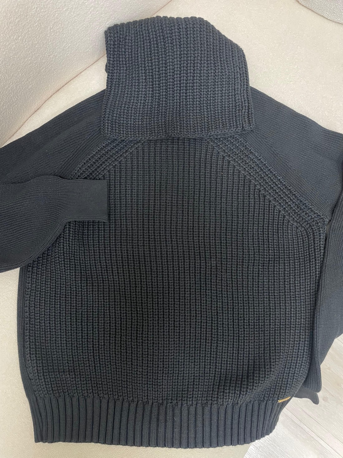 Tricot com Gola removível Cora