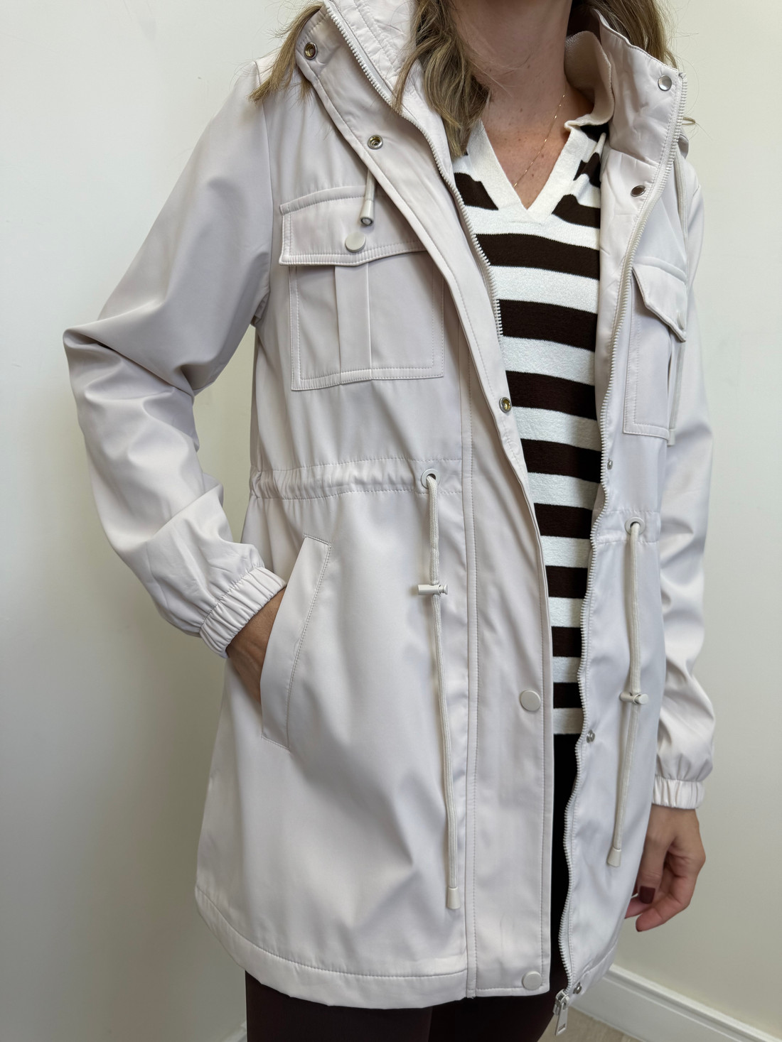 Parka Impermeável Dominique Parka Impermeável Dominique