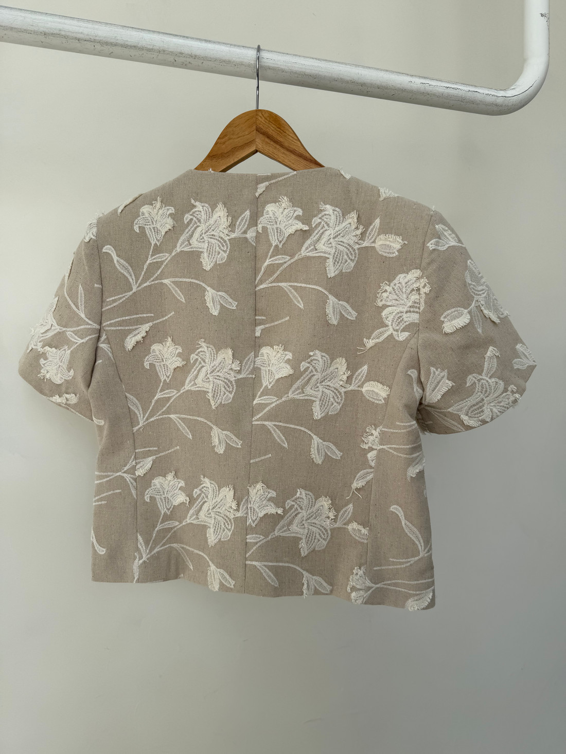 Casaqueto Bordado Adrian Casaqueto Bordado Adrian