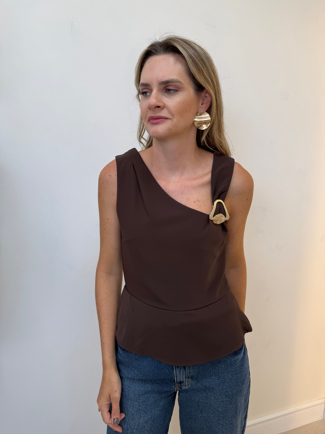 Blusa com Detalhe Dourado Lorraine