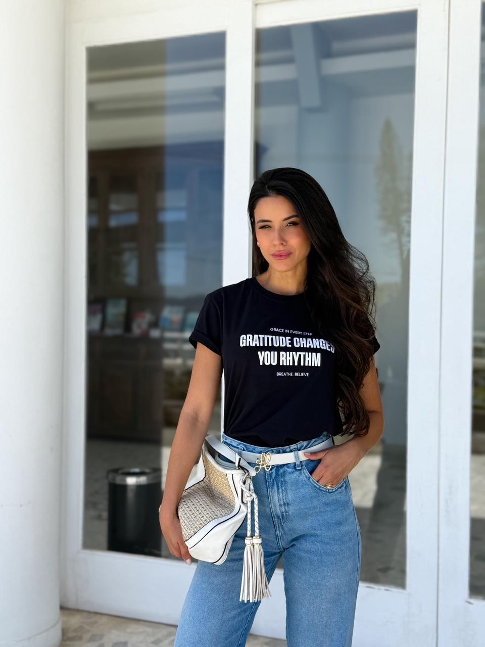 T-shirt Feminina Belive Cor Preto T-shirt Feminina Belive Cor Preto