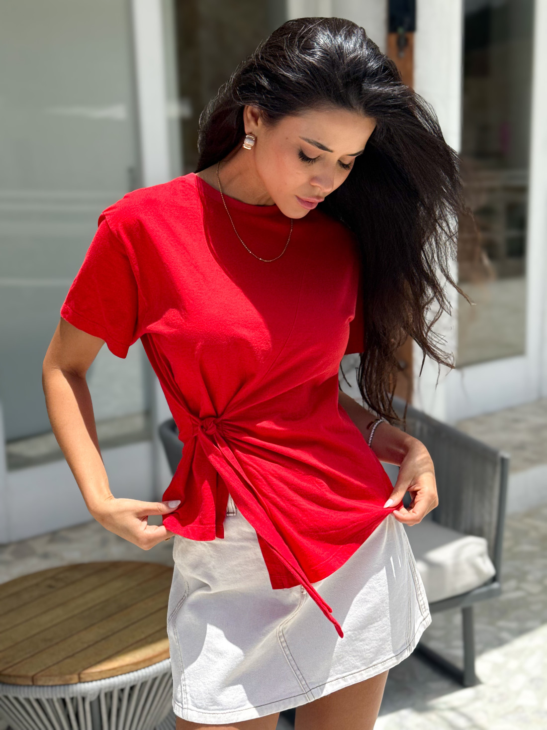 T-shirt Feminina Paloma Detalhe Frontal Transpassado Vermelha T-shirt Feminina Paloma Detalhe Frontal Transpassado Vermelha